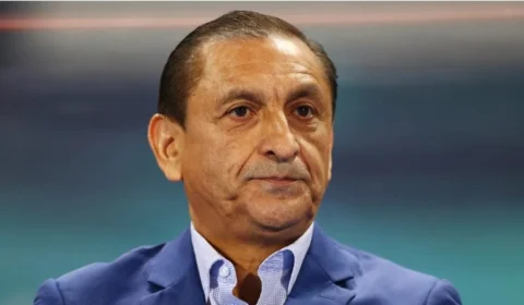 Vasco apresenta novo técnico, Ramón Díaz, na próxima segunda