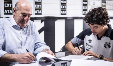 Santos FC anuncia contratação do lateral-esquerdo Dodô, até dezembro de 2025