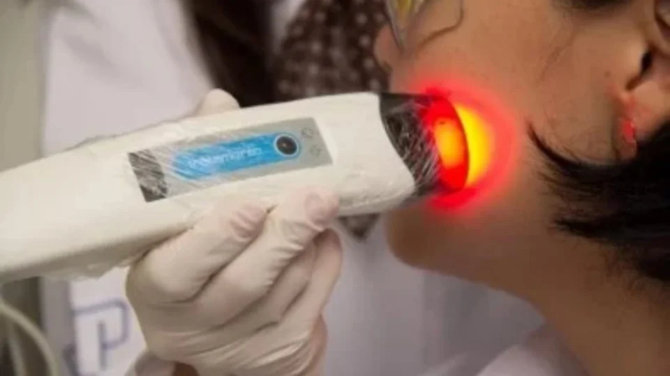 SUS deve adotar tecnologia que remove 93% dos tumores do câncer de pele