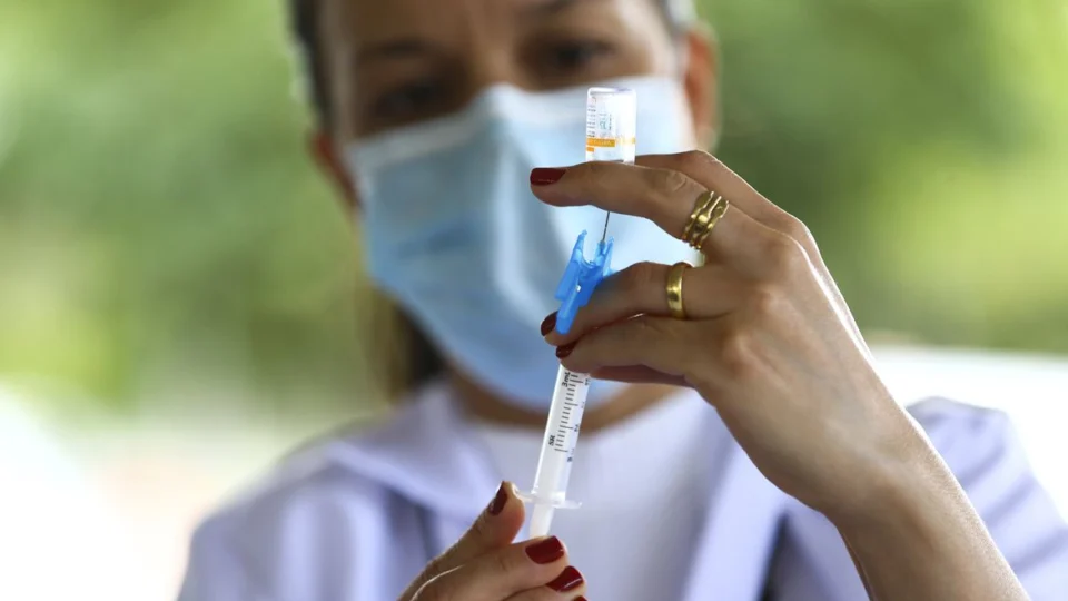 ‘Dia D’: Manaus terá 274 pontos de vacinação contra influenza e multivacinação