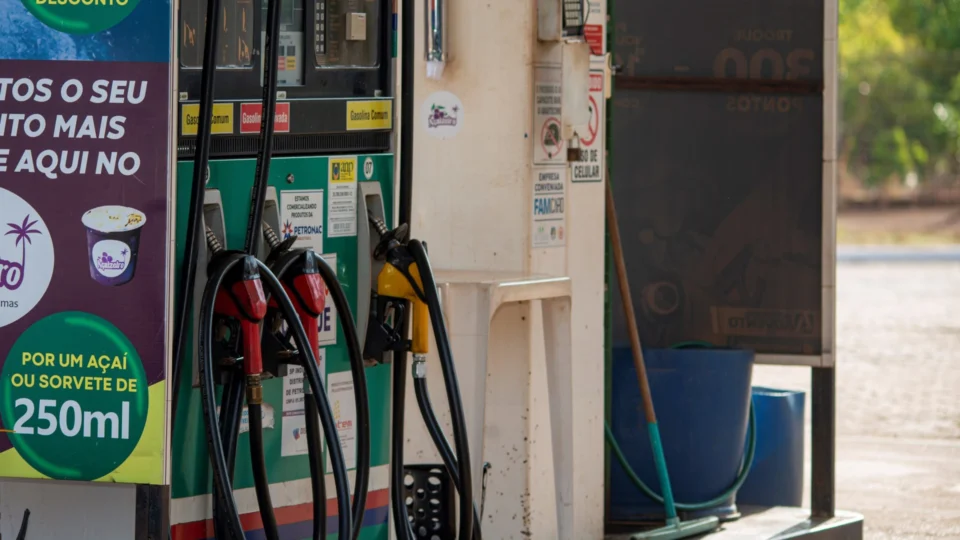 Pesquisa de preços dos combustíveis percorre 57 postos em Palmas-TO