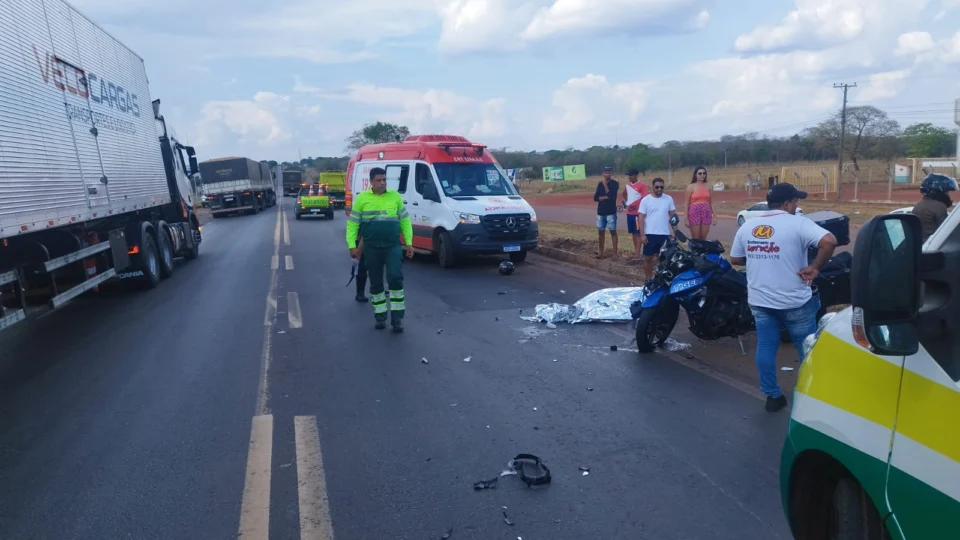 TO: uma pessoa morre e duas ficam feridas em acidente na BR-153