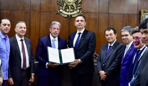 CCJ do Senado deve receber PEC da reforma tributária nesta terça-feira, 8