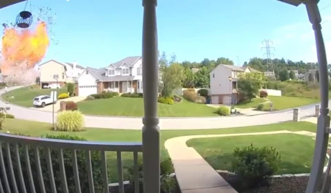 Vídeo: casa explode, mata 5 pessoas e destrói 3 residências nos EUA