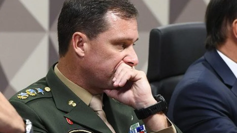 Suspeitos de enviar itinerários de Lula a Cid serão exonerados pelo GSI