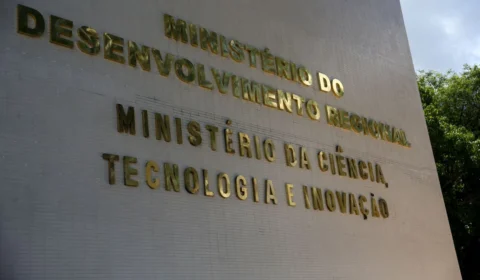 Concurso público do MCTI contará com oferta de 814 vagas, confirma governo