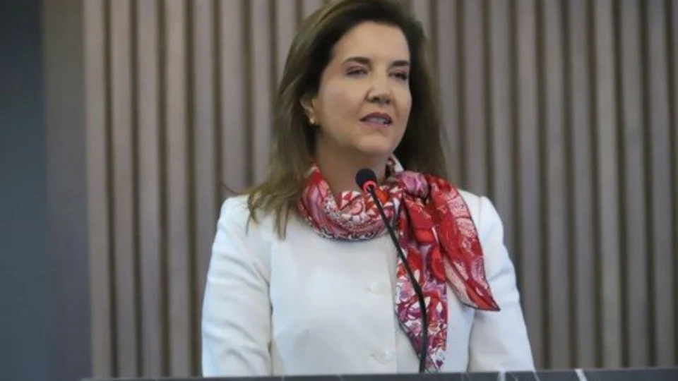 Lula indica Daniela Teixeira para vaga no STJ destinada a OAB