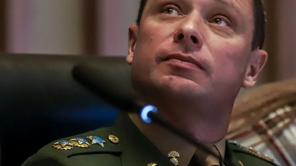 Depoimento de Cid pode incriminar militares bolsonaristas e detalhar 8/1