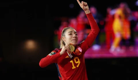 Olga Carmona descobre morte do pai após a final da Copa do Mundo