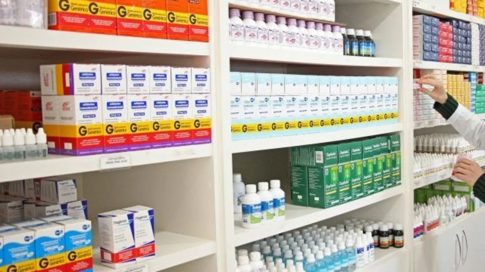 Testes de dengue, colesterol e hepatite já podem ser feitos em farmácias
