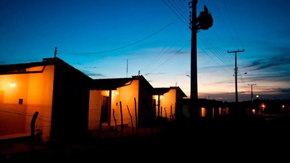 Famílias em áreas isoladas poderão ter auxílio para energia, gás e combustível