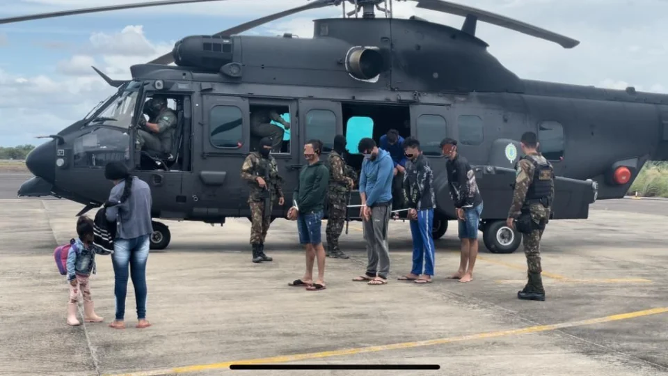 Criança de 2 anos é encontrada com garimpeiros na região de Palimiú-RR