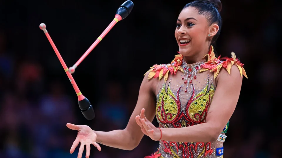 Ginastica Rítmica: Bárbara Domingos garante vaga nos Jogos Olímpicos de Paris