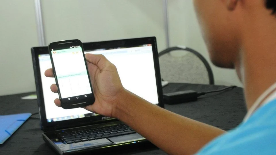 Governo vai desbloquear 3 mil usuários de redes sociais oficiais