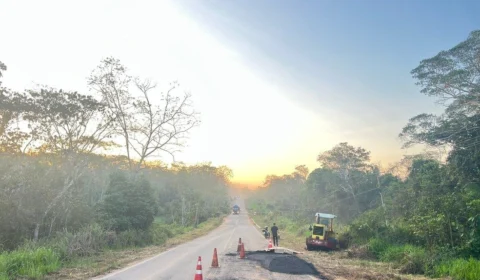 Operário morre após ser esmagado por rolo compressor no Acre