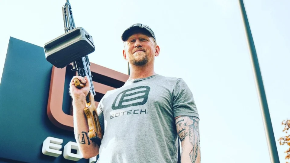 Homem que matou Bin Laden é preso por embriaguez e desordem nos EUA