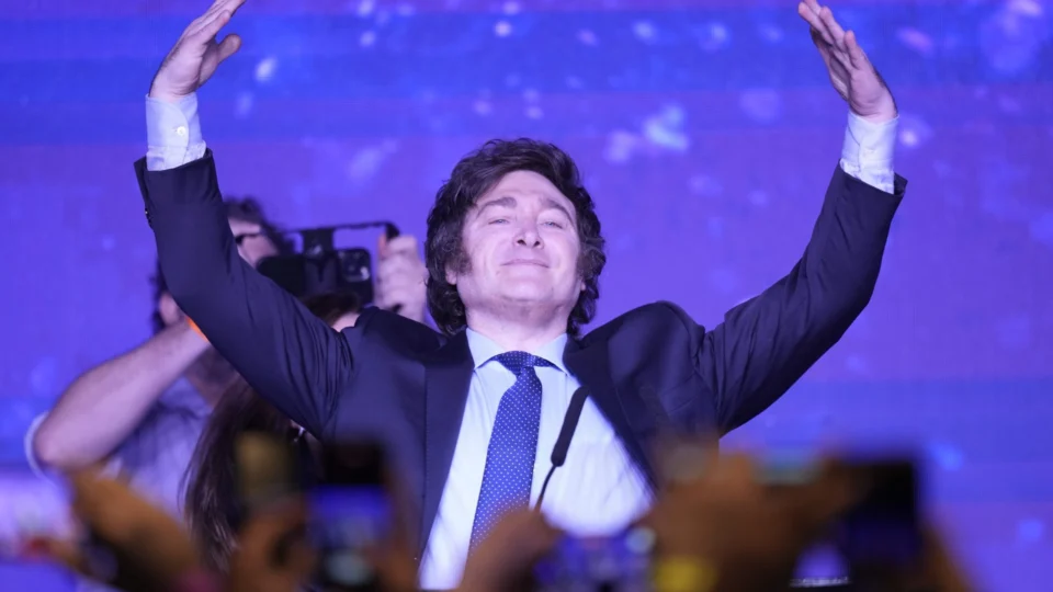 Na Argentina, ultradireitista Javier tem maior votação nas eleições primárias