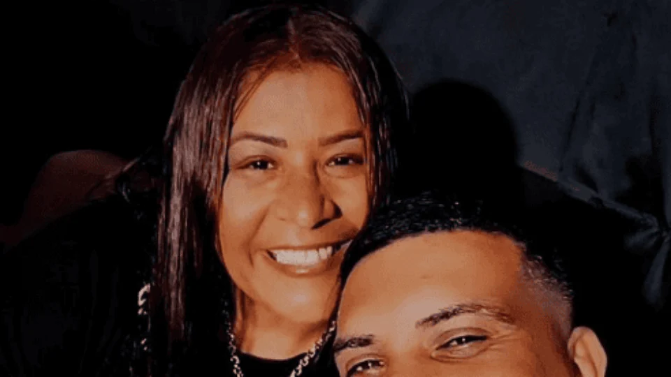 MC Katia, pioneira do funk carioca, amputa perna direita após trombose