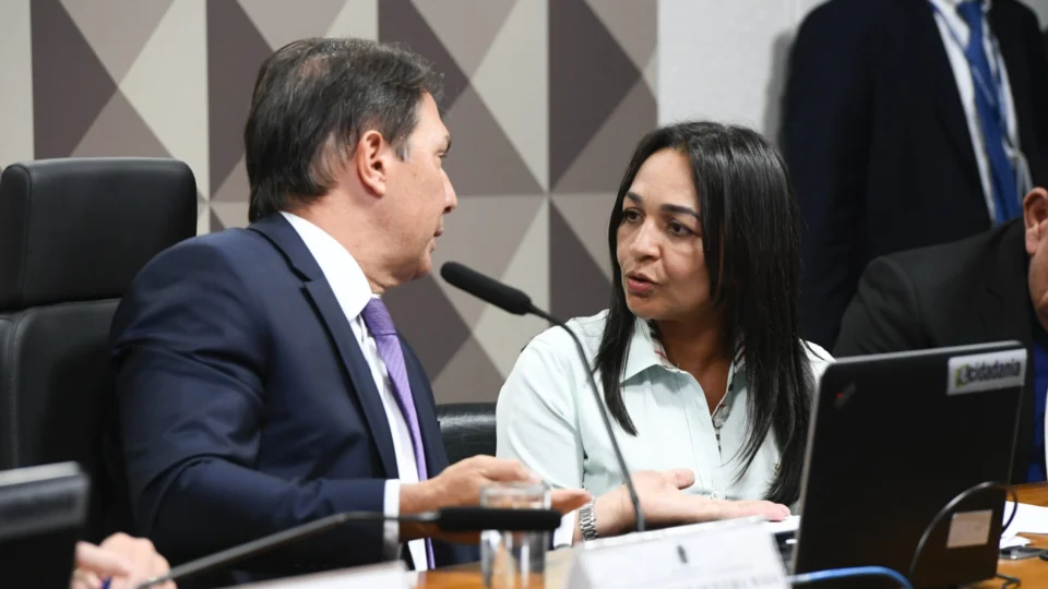 CPMI 8 de janeiro: parlamentares votam relatório final nesta quarta-feira (18)