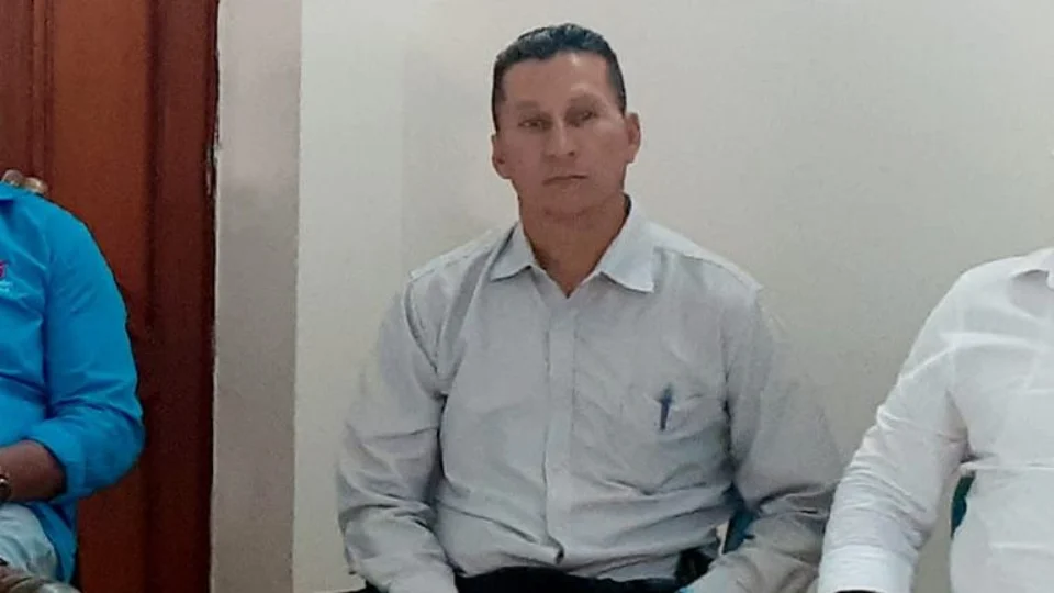 Pedro Briones, líder político no Equador, é assassinado a tiros em província