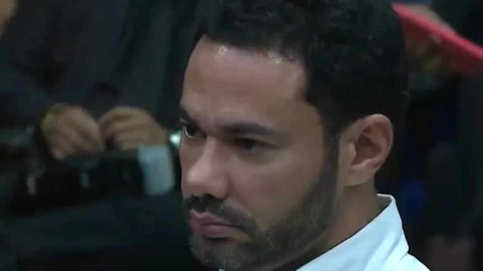 VÍDEO: Reitor da Uerr acumula patrimônio milionário