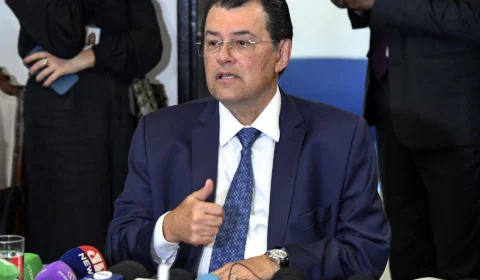 Eduardo Braga deve entregar relatório da reforma tributária em 24 de outubro