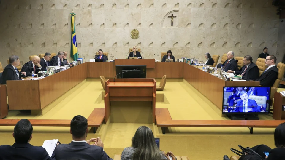 Marco Temporal: Barroso vota contra; Mendonça e Nunes Marques a favor