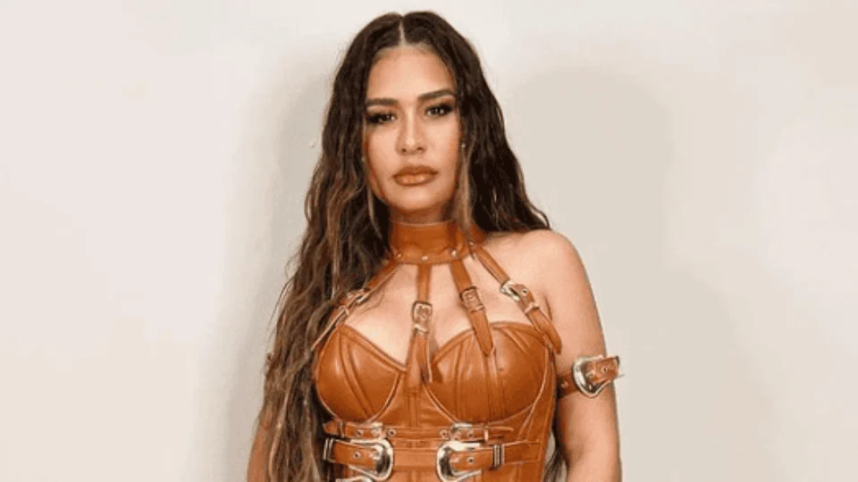 Simone, da dupla Simone & Simaria, brilha em sua carreira solo