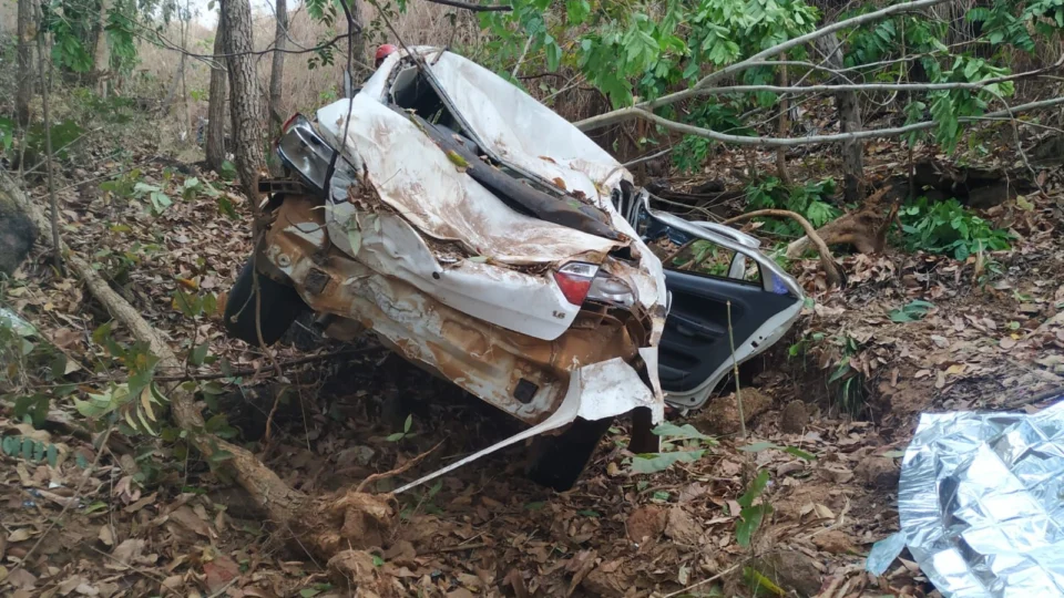 Capotamento deixa uma pessoa morta e dois feridos em Porto Nacional-TO