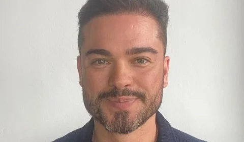 Sidney Sampaio grava vídeo após surto em hotel; veja