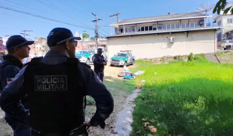 Corpo é encontrado enrolado em lona na Ponte do São Raimundo, em Manaus-AM