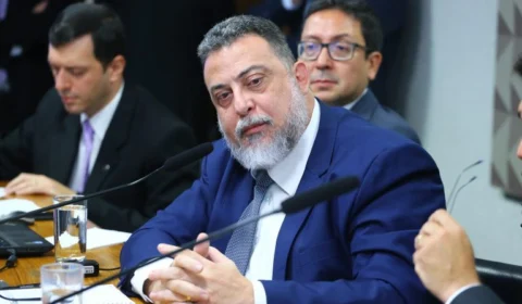 Ex-Abin confirma que Gonçalves Dias recebeu alertas sobre o 8 de janeiro