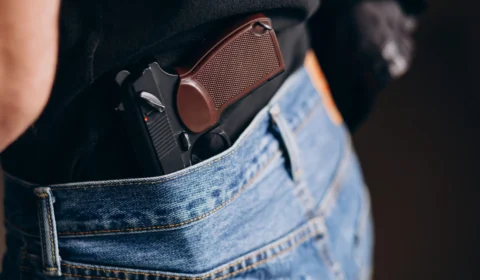 Pesquisa: 96% dos acreanos descordam que policiais de folga andem armados