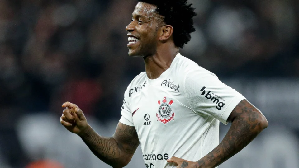 Sul-Americana: Corinthians vence Estudiantes e sai na frente por vaga na semi