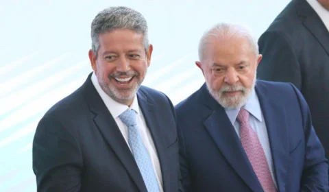 Lula e Lira se encontram às escondidas para tratar reforma ministerial