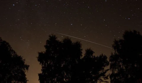 Manaus tem vista privilegiada para chuva de meteoros neste fim semana; veja