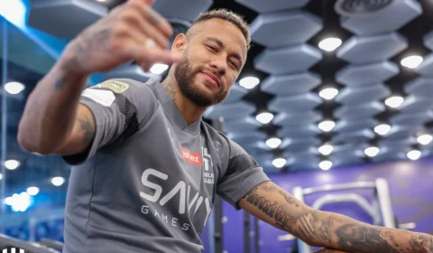 Al-Hilal: Neymar trata de duas lesões na coxa e deve estrear daqui a um mês