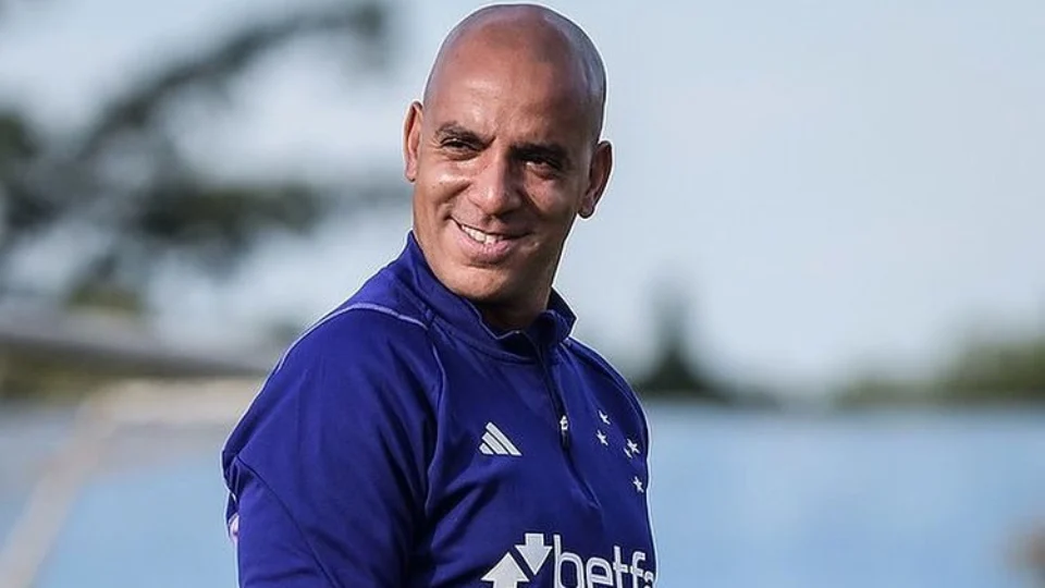 Cruzeiro anuncia demissão do técnico Pepa