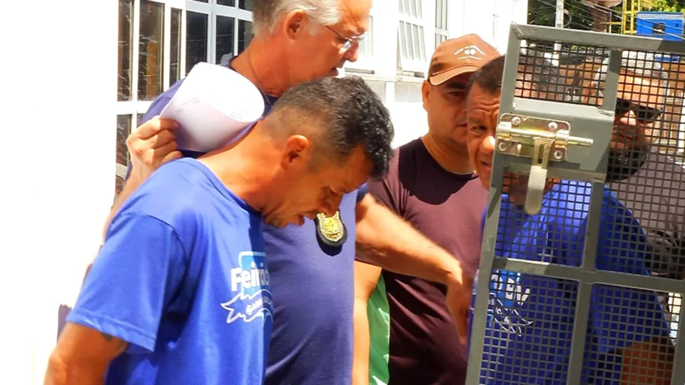 VÍDEO: homem suspeito de importunação sexual contra criança é preso em Manaus