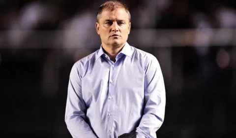 Santos anuncia contratação do técnico uruguaio Diego Aguirre