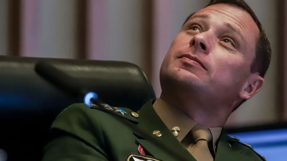 CPMI do 8 de janeiro articula delação premiada de Mauro Cid