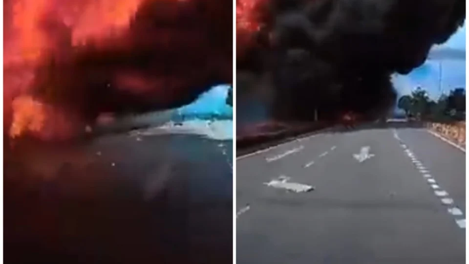 VÍDEO: aeronave cai em rodovia e provoca grande explosão na Malásia; confira