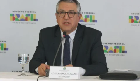 Governo Federal quer antecipar R$ 10 bilhões para compensar perda do ICMS