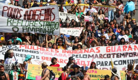 Em marcha, mulheres indígenas pedem maior em participação políticas públicas