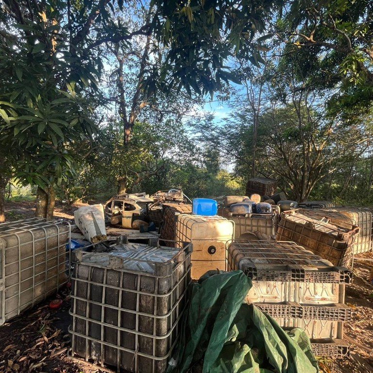 Itens apreendidos na região de garimpo ilegal em Alto Alegre - Foto: Divulgação/PRF