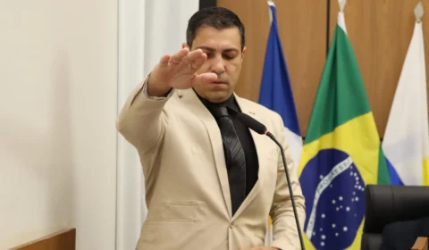 Epitácio Brandão é empossado vereador na Câmara de Palmas