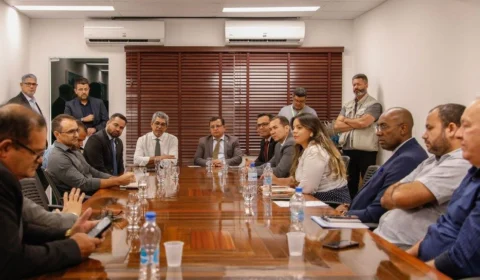 Após reunião, situação de acampados na Aleac segue sem desfecho