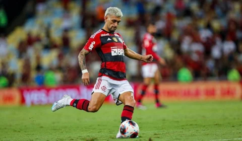 Arrascaeta deve ser reforço do Flamengo na final da Copa do Brasil no Morumbi