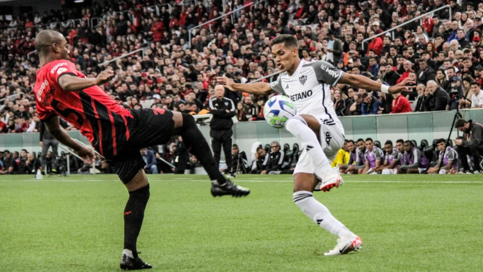 Atlético-MG e Athletico-PR empatam pela 22ª rodada do Brasileirão