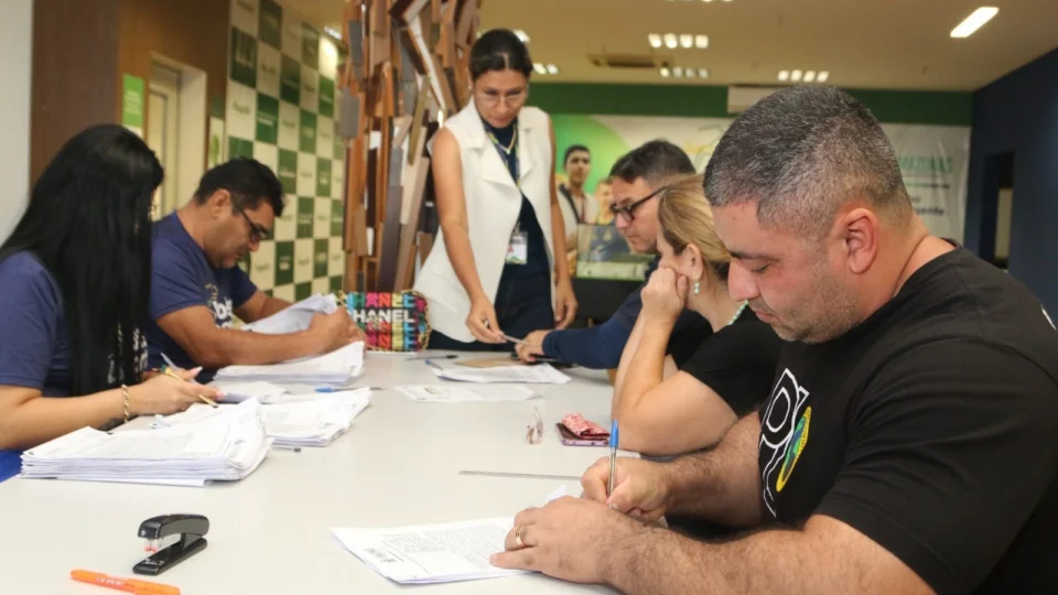 Atletas e Paratletas contemplados assinam contrato de patrocínio no AM